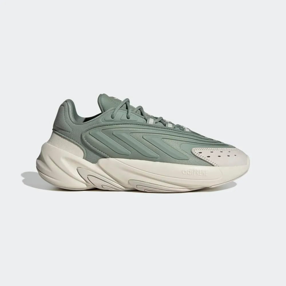 adidas Originals Women's Ozelia Sneaker