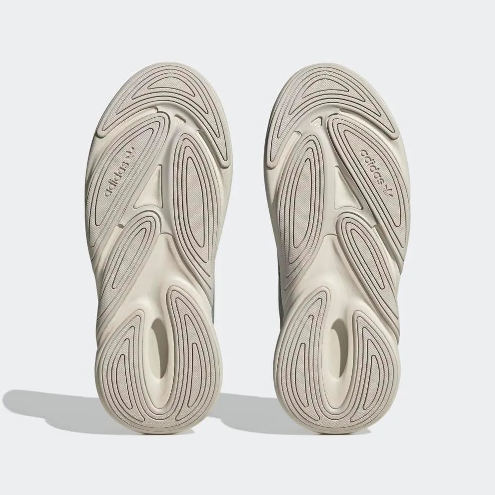 adidas Originals Women's Ozelia Sneaker