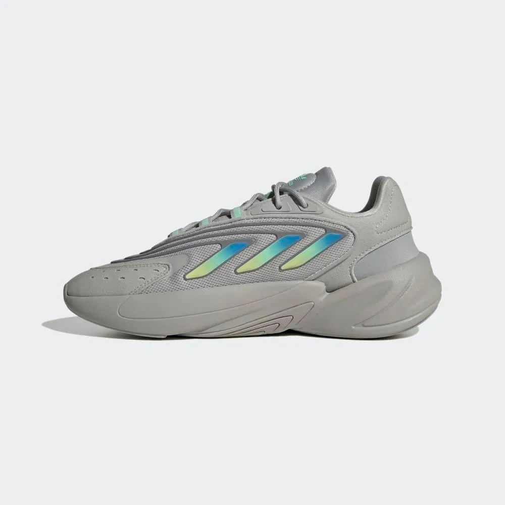 adidas Originals Women's Ozelia Sneaker