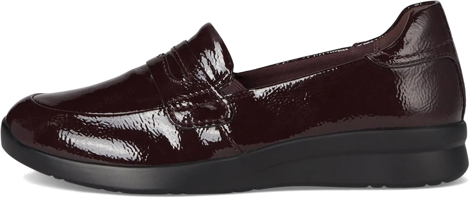Clarks Women's Ellowyn Penny Loafer