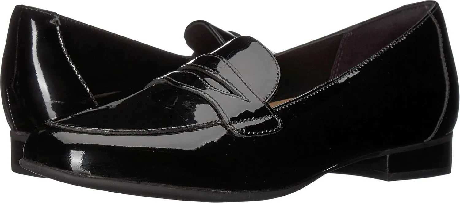 Clarks Women's Un Blush Go Penny Loafer