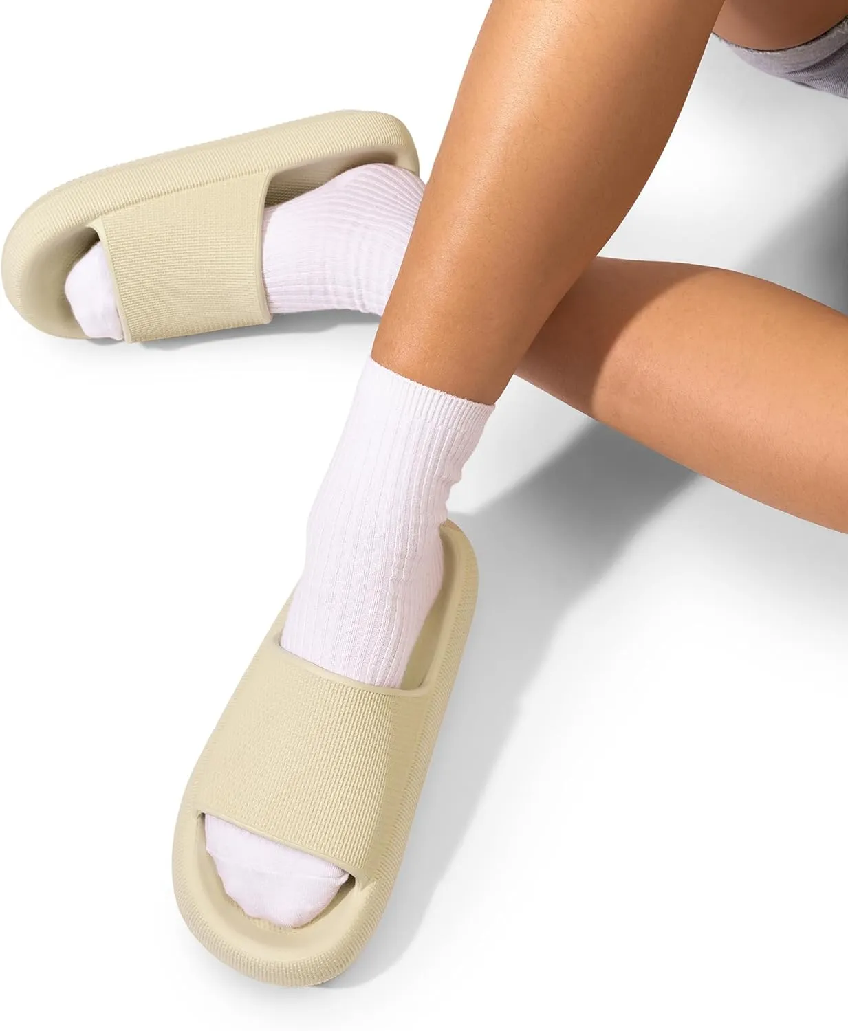DREAM PAIRS Cloud House Slippers for Women, Shower Shoes Indoor Pillow Slides Bathroom Slip On Beach Sandals