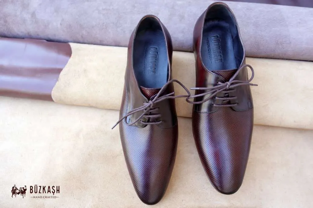 Esperia -Derby in Mahogany