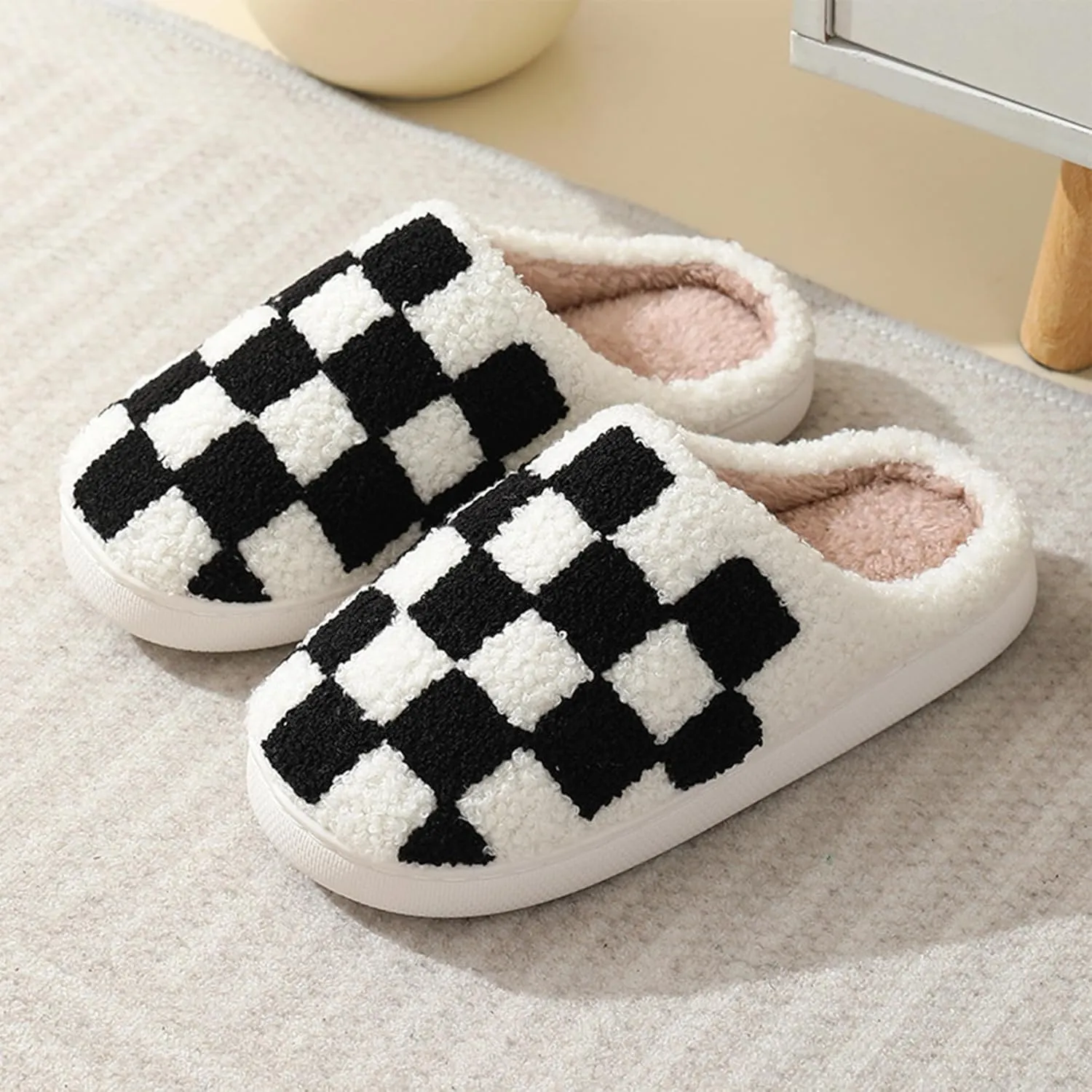 House Slippers for Women Men, Plush Warm Fuzzy Slippers, Cozy Memory Foam Checkered Slippers, Bedroom Indoor Outdoor Slip on Plaid Shoes with Fur