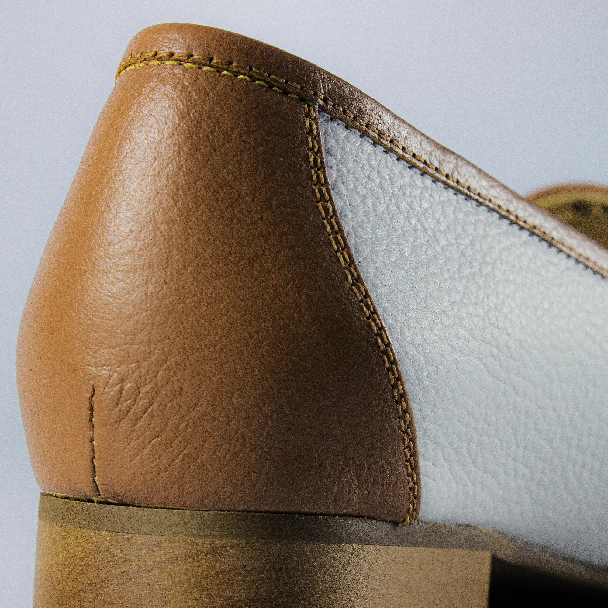 LIORA LEATHER LOAFER