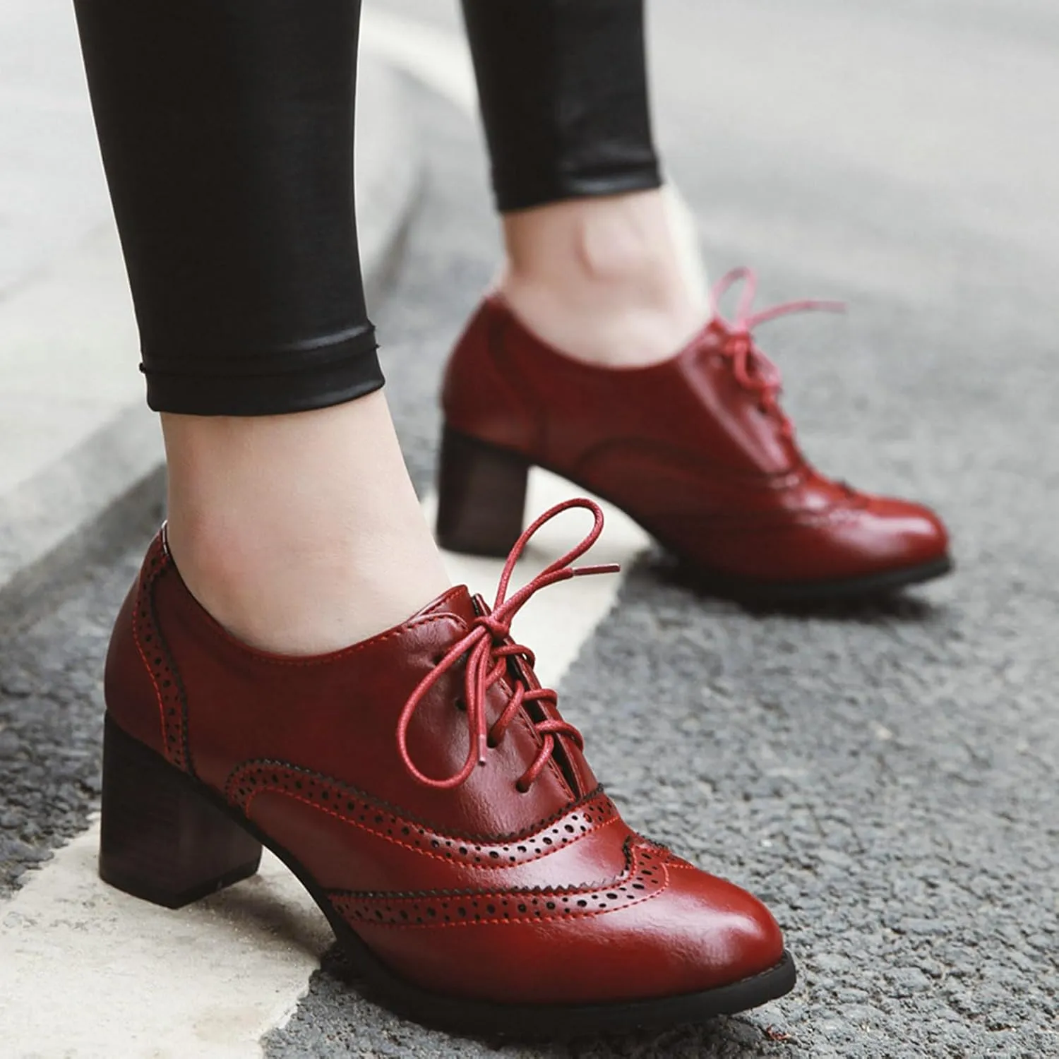 LUXMAX Womens Plaid Lace Up Wingtip Oxfords Brogues Shoes Stacked Block Heel Pumps