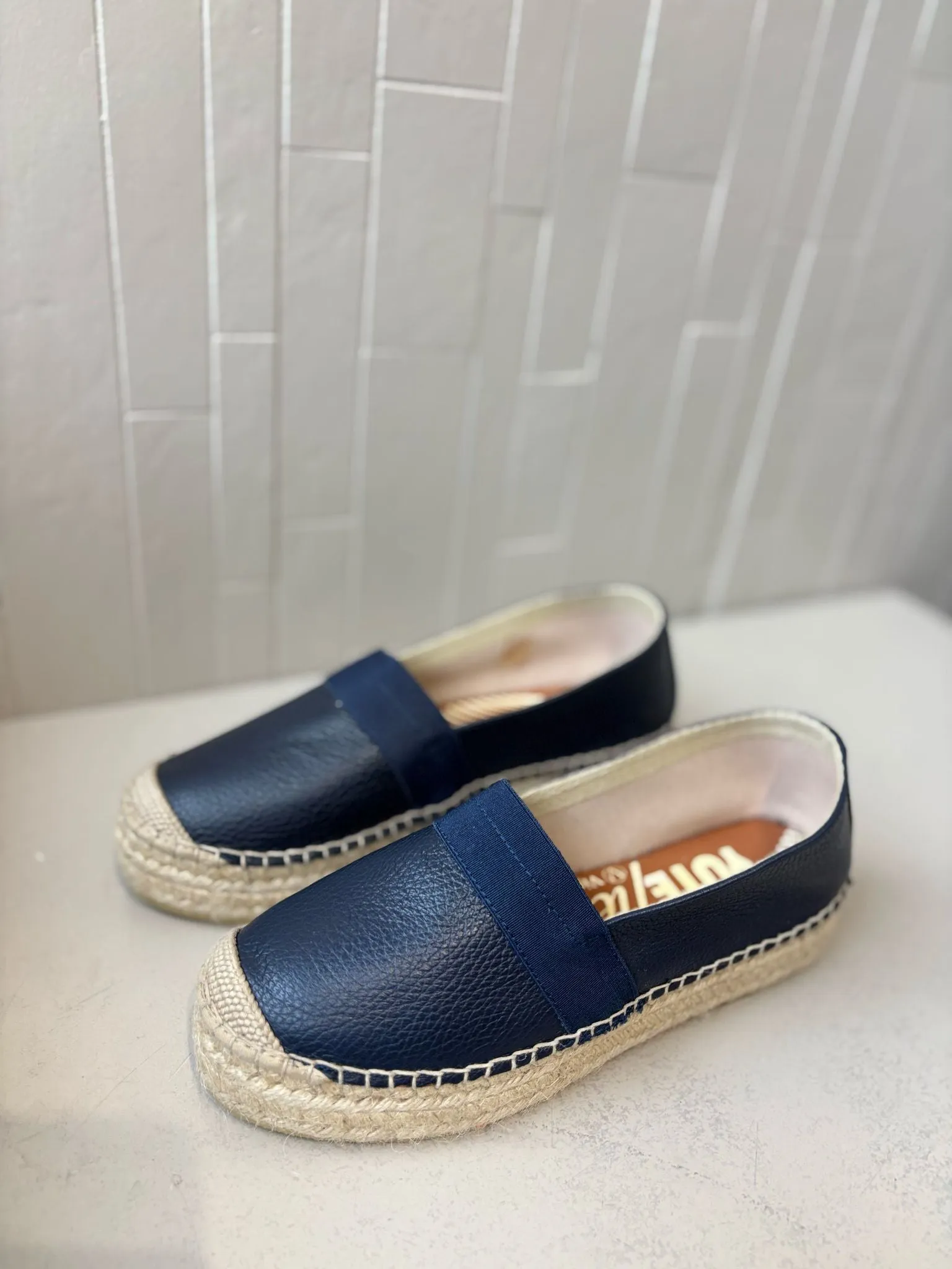 Mars Ocean Shoe