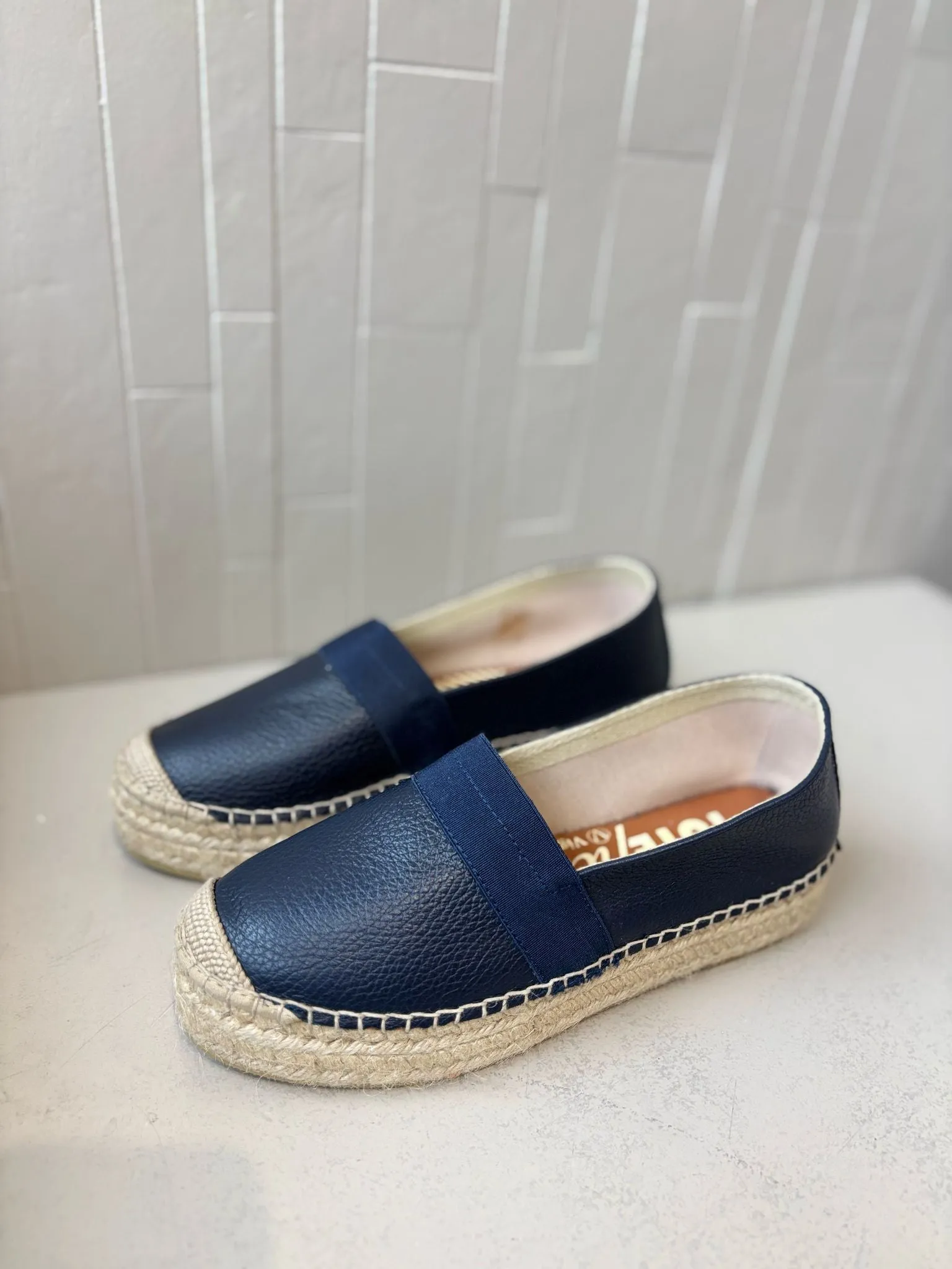 Mars Ocean Shoe