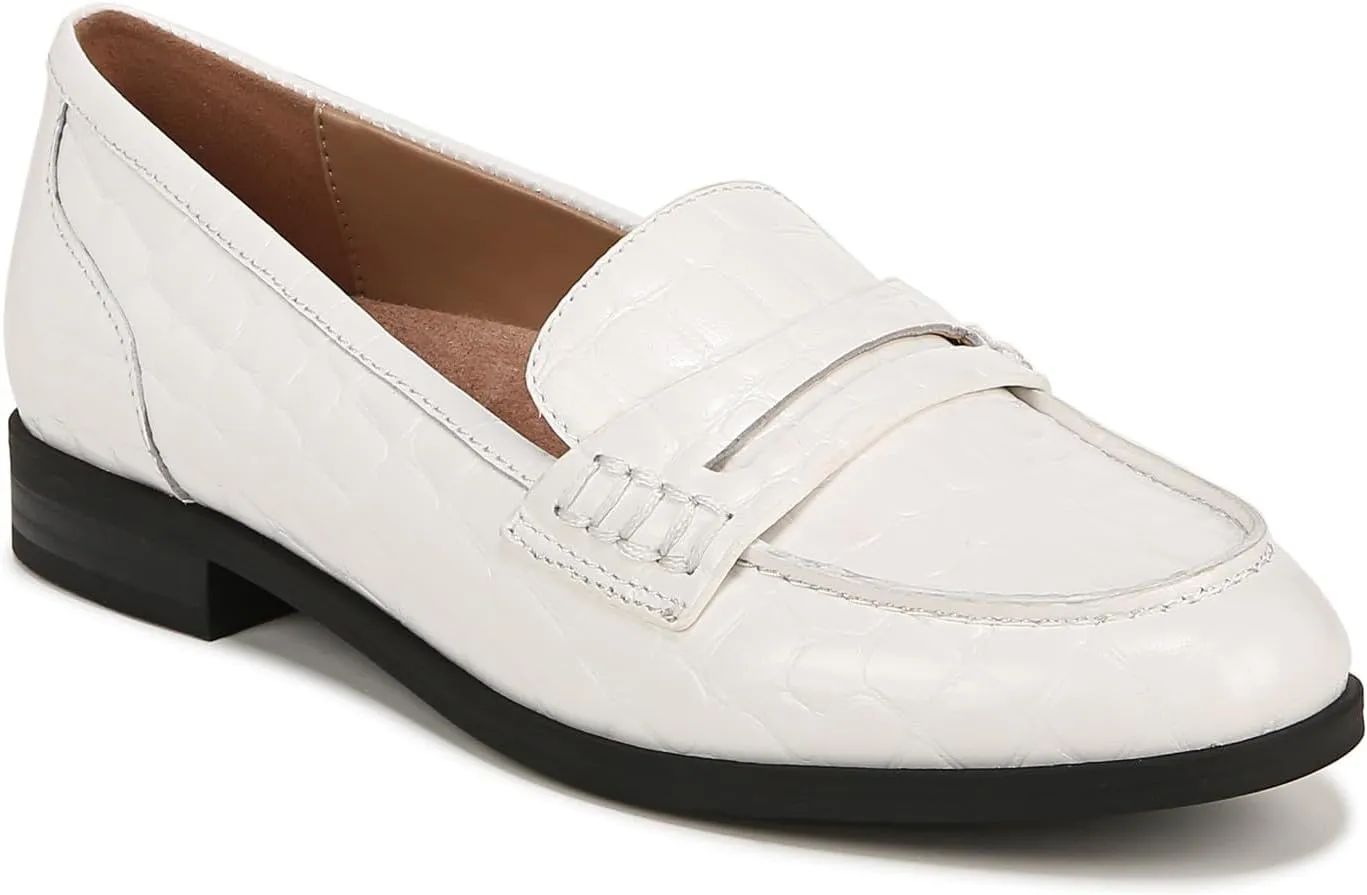 Naturalizer Women's Mia Slip-On Flat Loafer