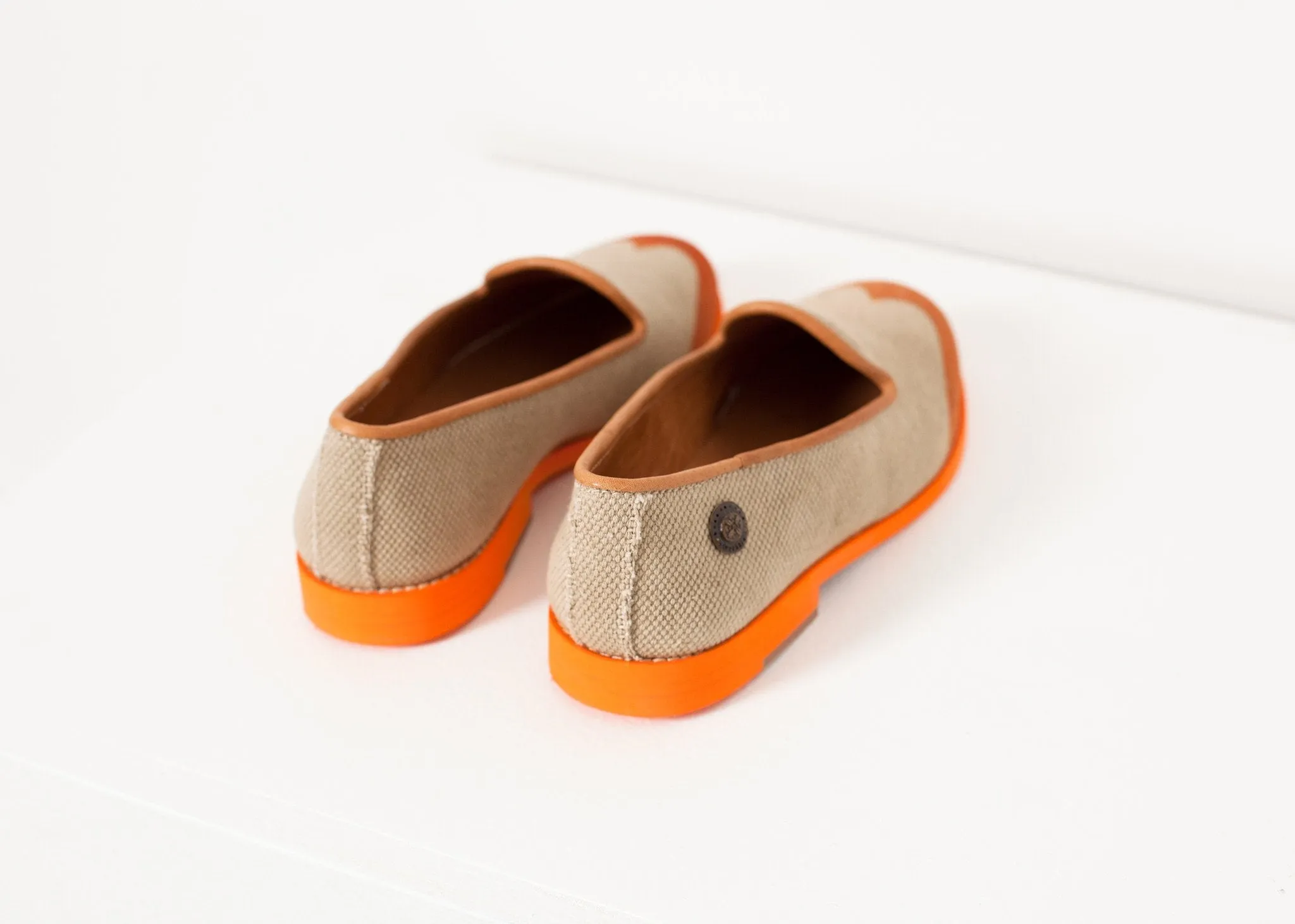 Orange Hassle-free returns in Wingtip Exclusive collection Loafer