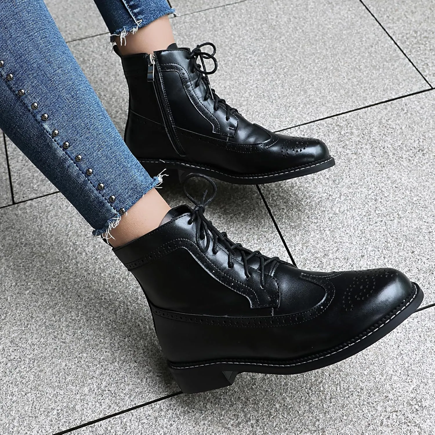 SEIFIN Women's Wingtip Oxford Boot Combat Boots Side Zip Ankle Motorcycle Boots Dressy Lace Up Wingtip Brogue Short Booties