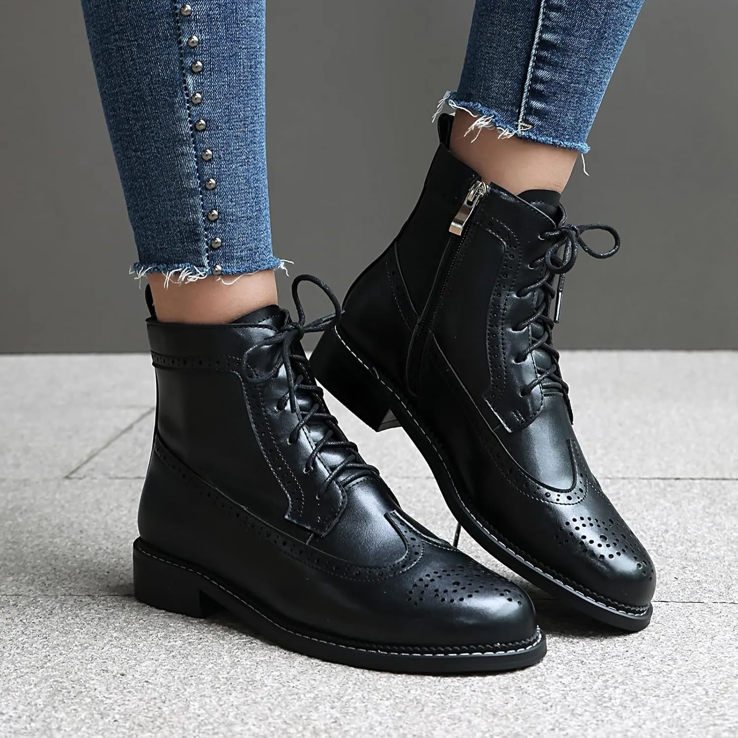 SEIFIN Women's Wingtip Oxford Boot Combat Boots Side Zip Ankle Motorcycle Boots Dressy Lace Up Wingtip Brogue Short Booties
