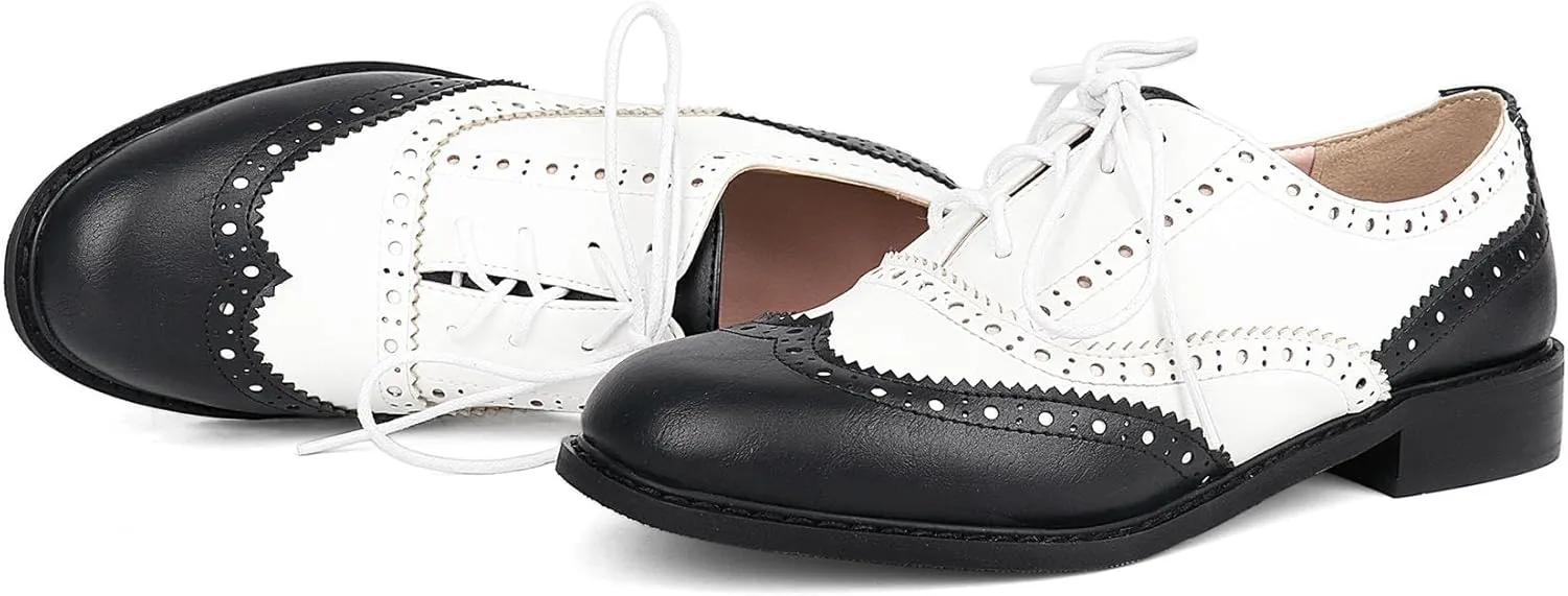 SHEMEE Women's Patent Leather Low Heels Vintage Wingtip Oxfords Pumps Lace Up Pointed Toe Flat Retro Brogues Dress Shoes