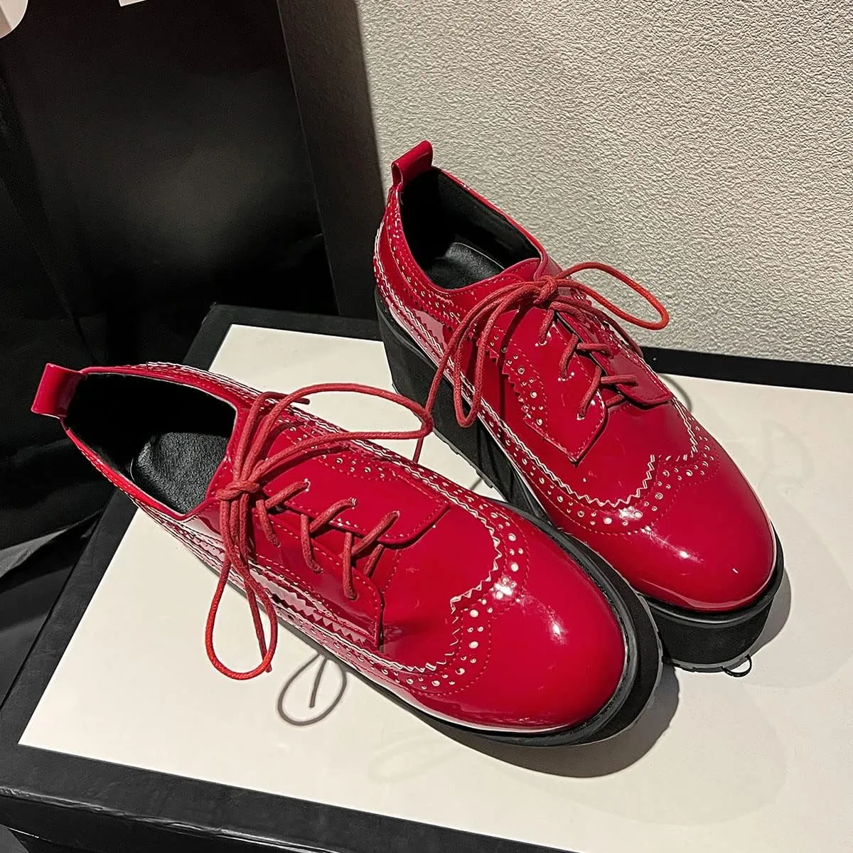SHEMEE Women's Patent Leather Wedge Heel Platform Oxfords Pumps Wingtip Lace Up Round Toe Brogues Sneaker Shoes
