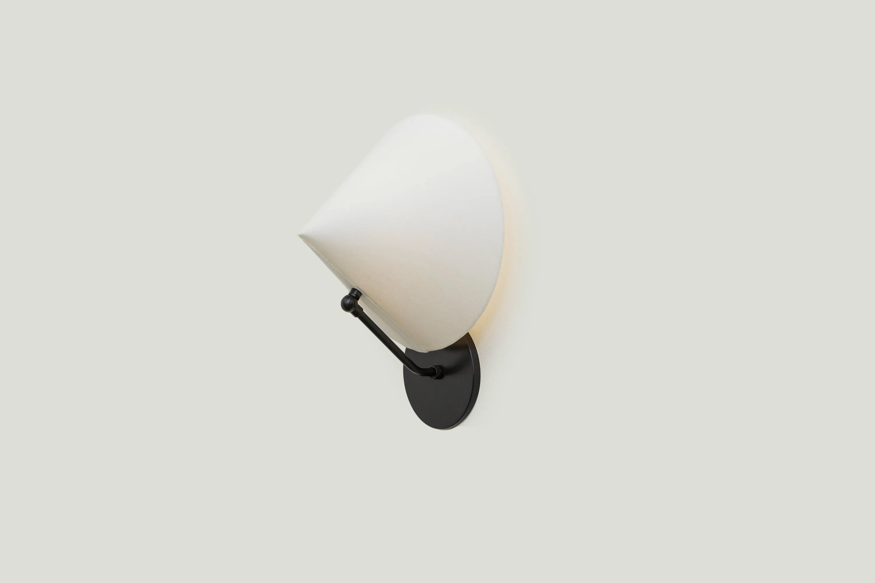 Slide Sconce