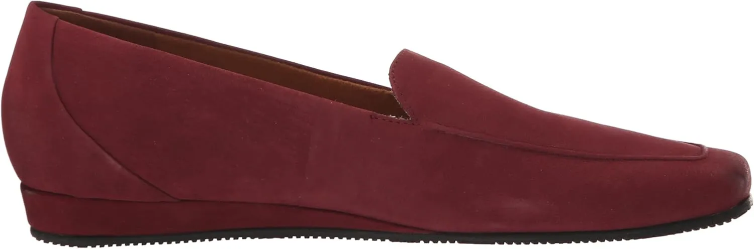 SoftWalk Women's Vista Loafer