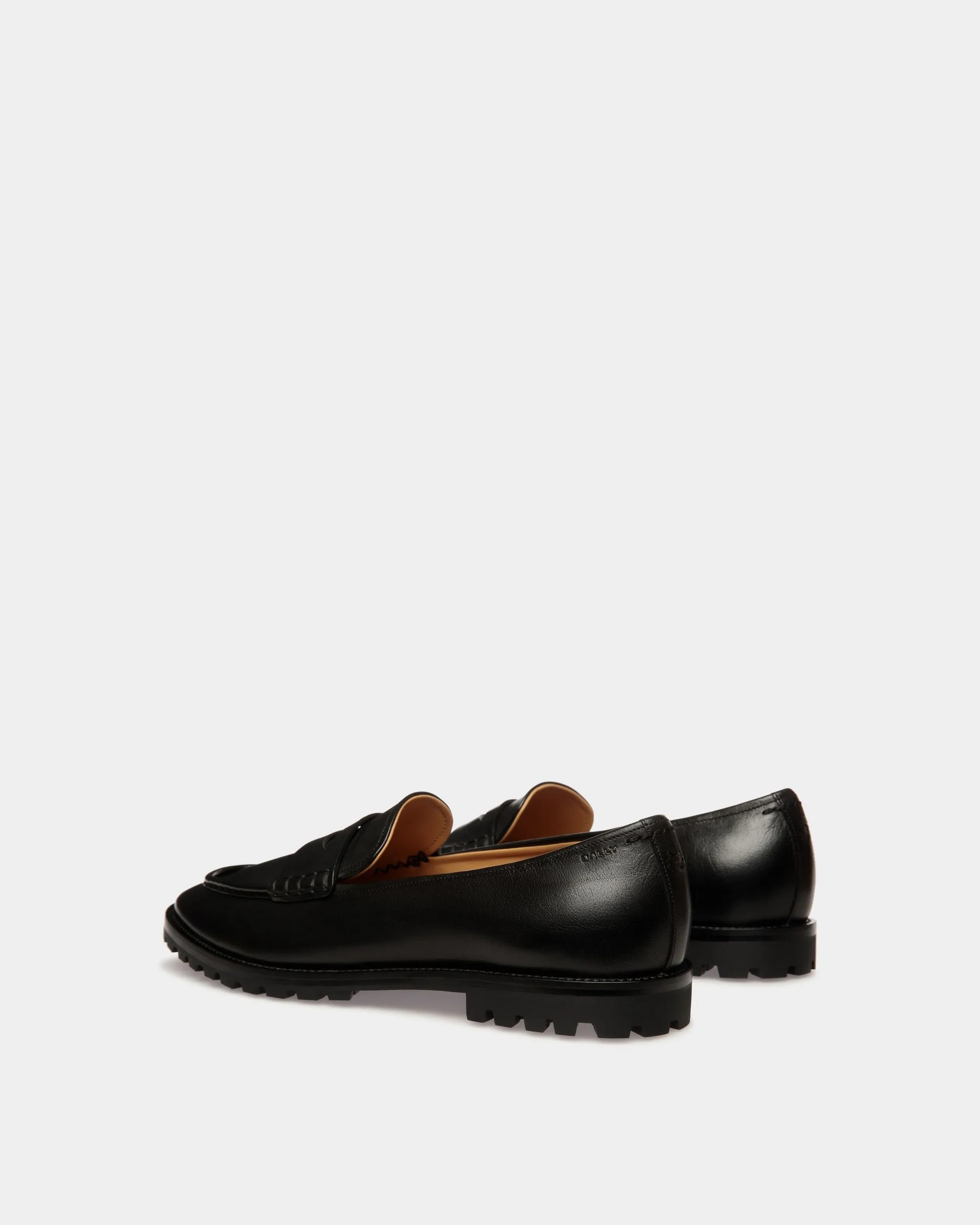 Solaria Loafer in Black Leather