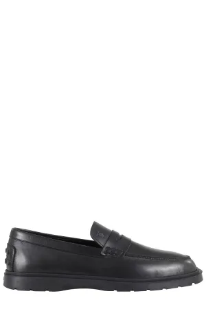 Sophisticated Black Leather Moccasin