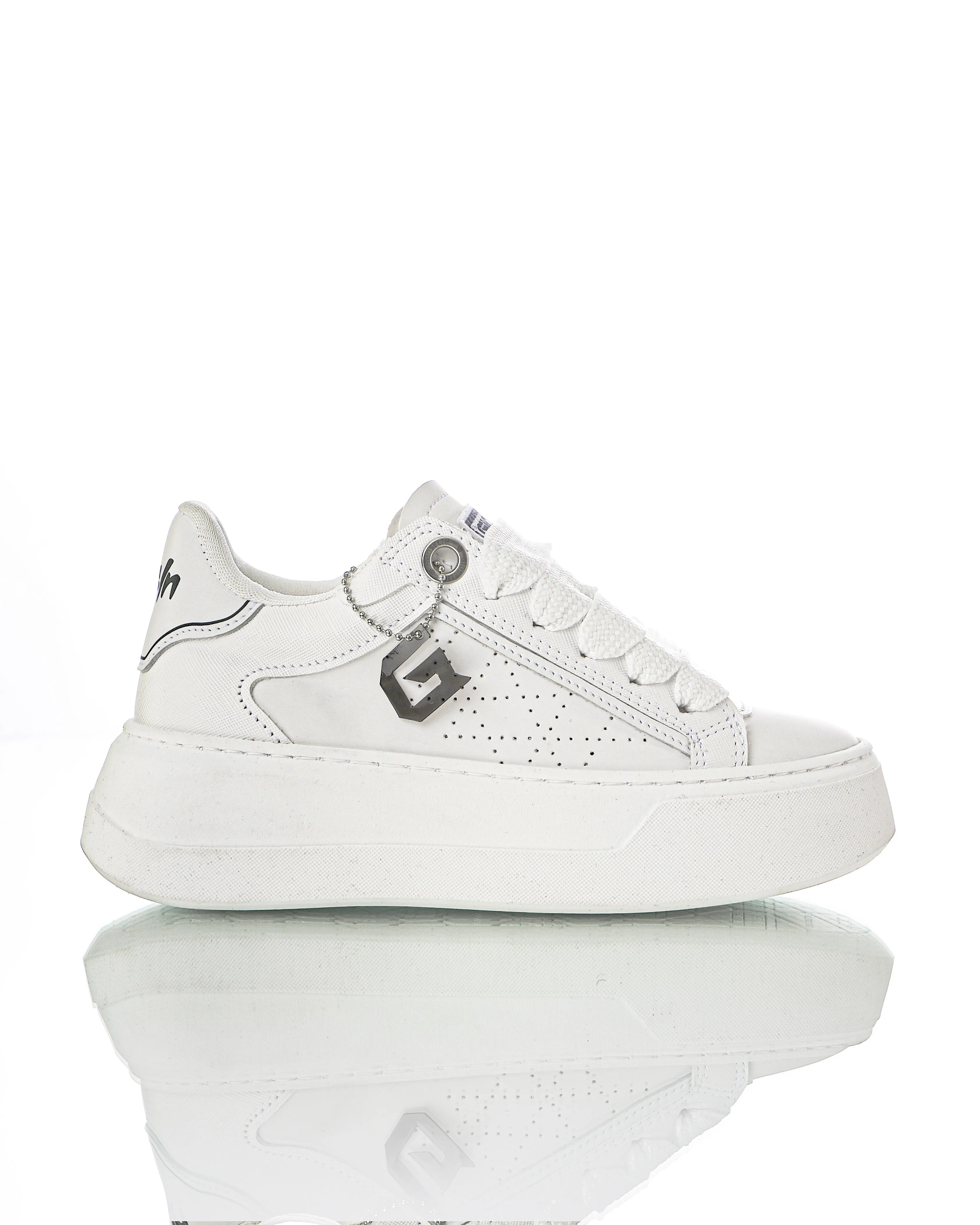 STAR Total White