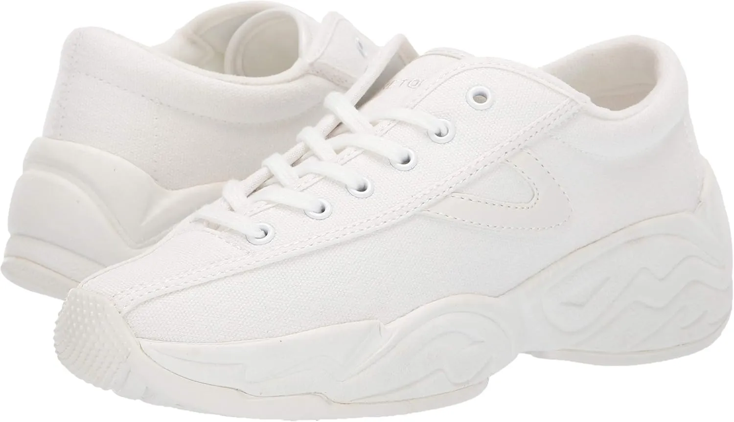 TRETORN Women's Nylitefly Sneaker