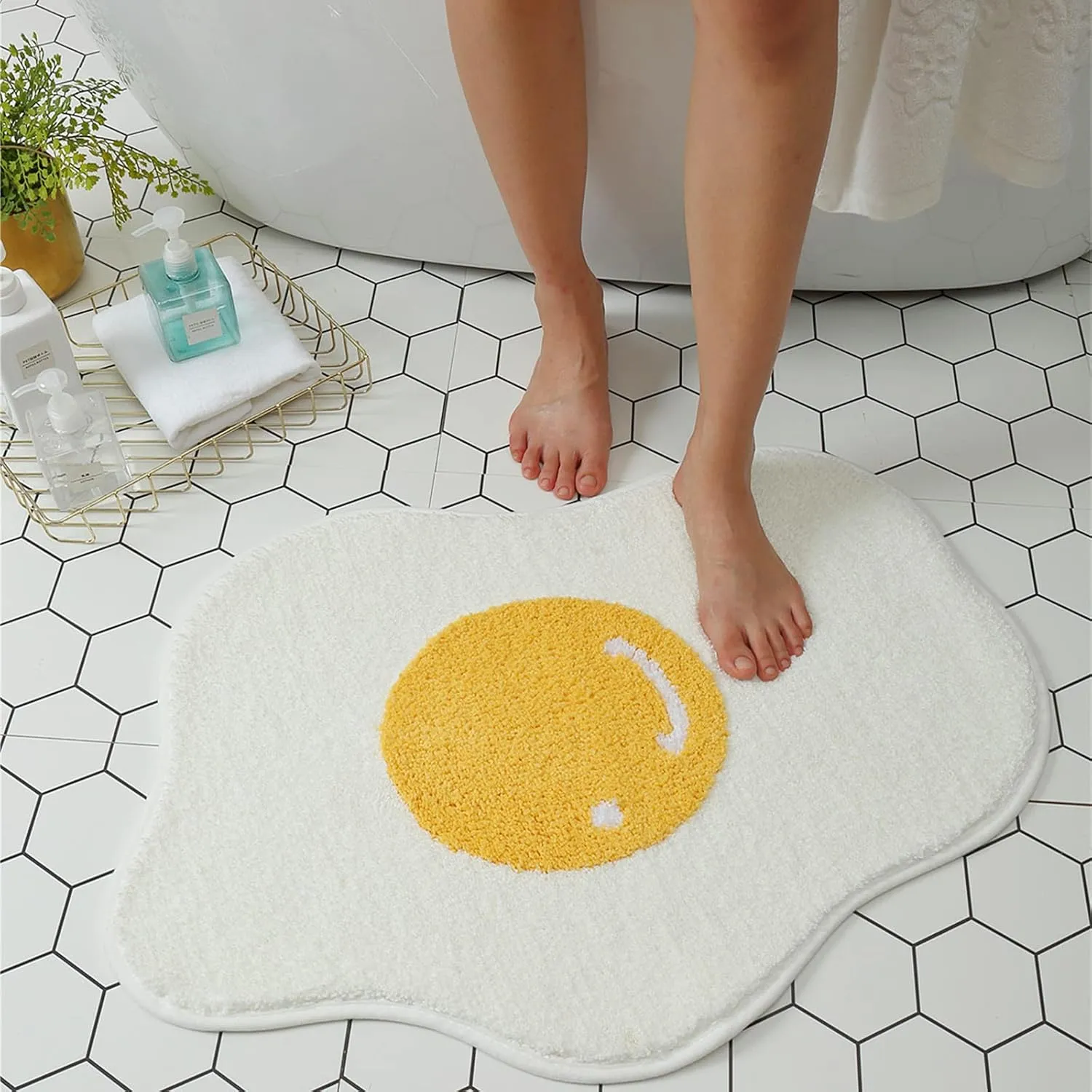 UKELER Bathroom Rug 29.5''×21.6'' Soft Cute Egg Shape Bath Mat Non Slip Fluffy Floor Mat for Bathroom Kitchen Bedroom Decoration