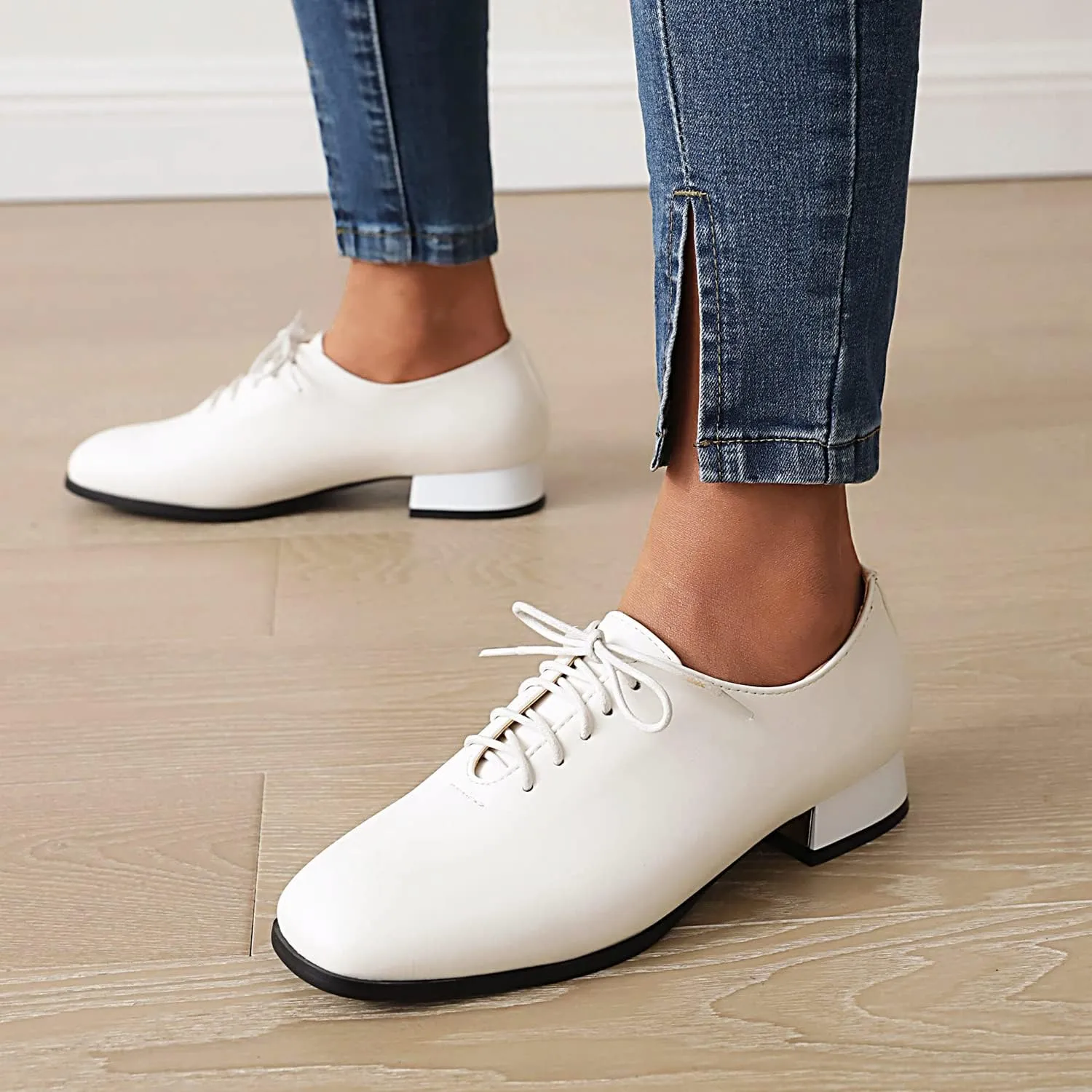 Women's Closed Square Toe Low Heel Oxford Flats Vintage Brogues Lace Up Pumps PU Leather Dress Shoes