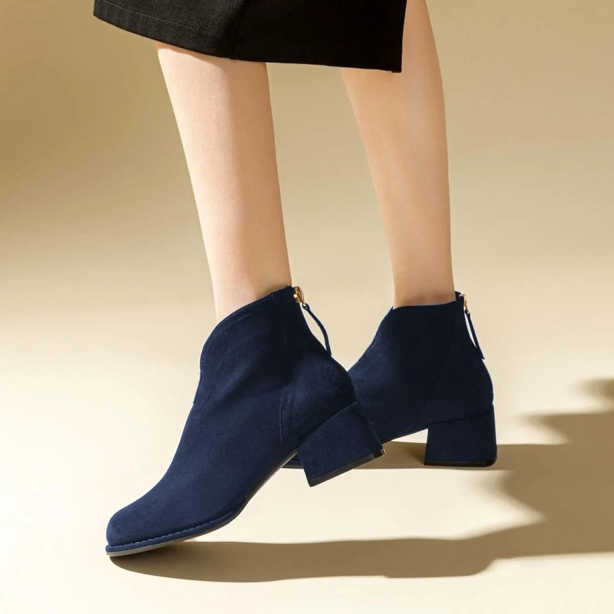 XYD Women's Comfort Classic Chelsea Boots Ankle High Chunky Block Heel Faux Suede Slip On Casual Fashion Round Toe Booties with Back Zipper